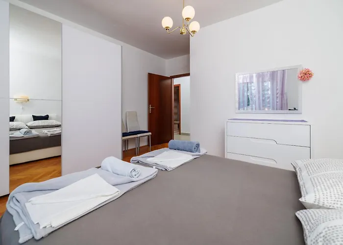 Melita Apartament *
